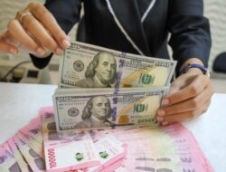 Indeks Dolar AS Jatuh, Rupiah Menguat ke Level Rp15.840 per Dolar AS